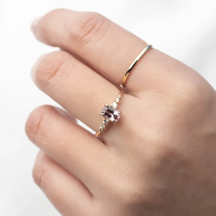 Envero Jewelry Rings Estel Fleur Four Prongs Ring 082ct Pink Spinel One of a kind Envero Jewelry Rings Estel Fleur Four Prongs Ring 082ct Pink Spinel One of a kind