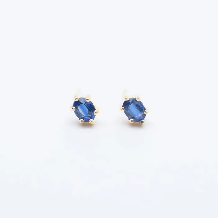 PreStyled Sets Tashi Gold Vermeil Oval Kyanite Claw Shaped Studs