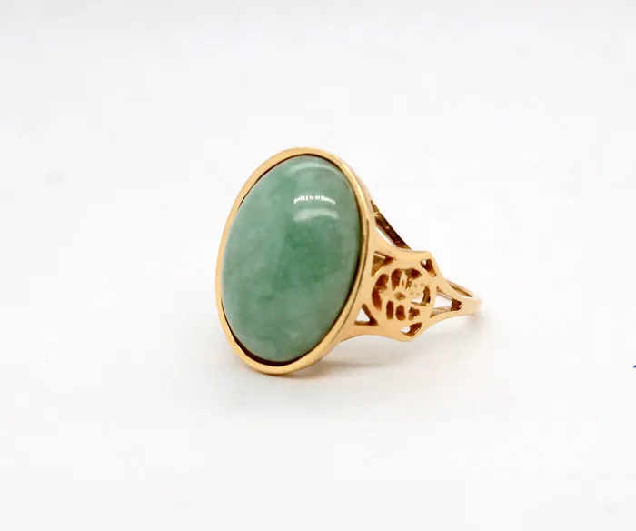 FULLERS PURCHASE FROM PUBLIC Rings Estate 14KY 1500 Ct Jade Ring