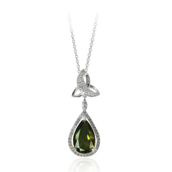 Necklaces Celtic Collections Tipperary Crystal Maureen OHara Silver Trinity Knot Pendant Necklaces Celtic Collections Tipperary Crystal Maureen OHara Silver Trinity Knot Pendant