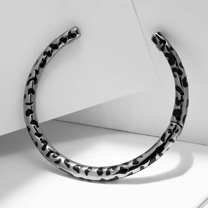Necklaces Jack Vartanian BLACK LEOPARDO NECKLACE IN BLACK RHODIUM PLATED SILVER WITH ENAMEL DETAILS Necklaces Jack Vartanian BLACK LEOPARDO NECKLACE IN BLACK RHODIUM PLATED SILVER WITH ENAMEL DETAILS