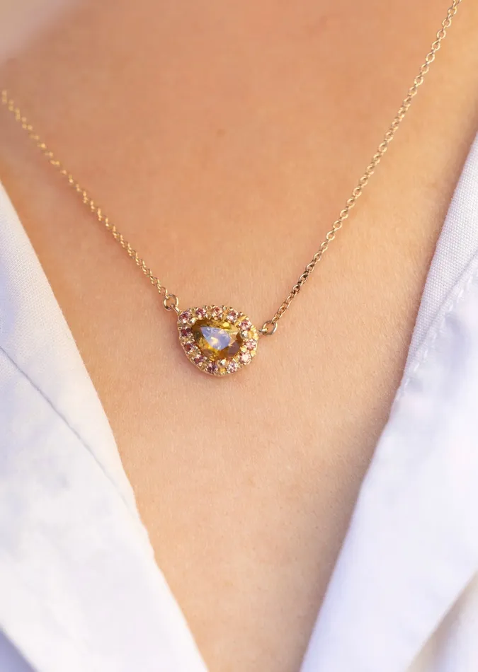 Orange Pear Shaped Montana And Padparadscha Sapphire Necklace Pendant 14K Gold Albrecht Jewellery Necklaces Orange Pear Shaped Montana And Padparadscha Sapphire Necklace Pendant 14K Gold Albrecht Jewellery Necklaces