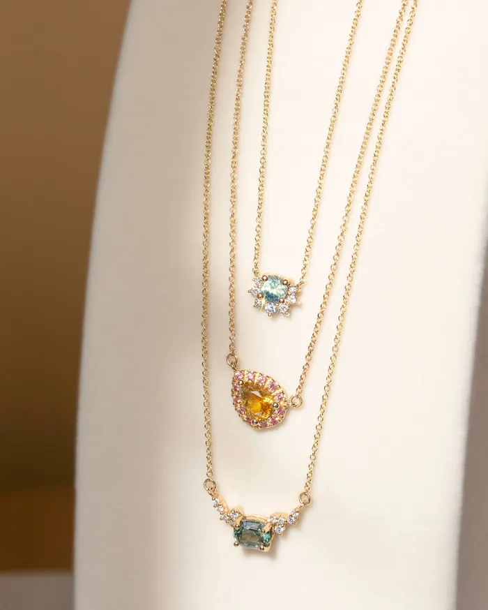 Orange Pear Shaped Montana And Padparadscha Sapphire Necklace Pendant 14K Gold Albrecht Jewellery Necklaces Orange Pear Shaped Montana And Padparadscha Sapphire Necklace Pendant 14K Gold Albrecht Jewellery Necklaces