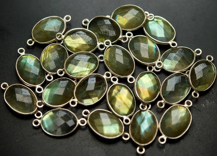 Beads Supplies USA Rings 925 Sterling SilverLabradorite Faceted Oval Shape Connector 2 Piece Of 21mm Approx Beads Supplies USA Rings 925 Sterling SilverLabradorite Faceted Oval Shape Connector 2 Piece Of 21mm Approx