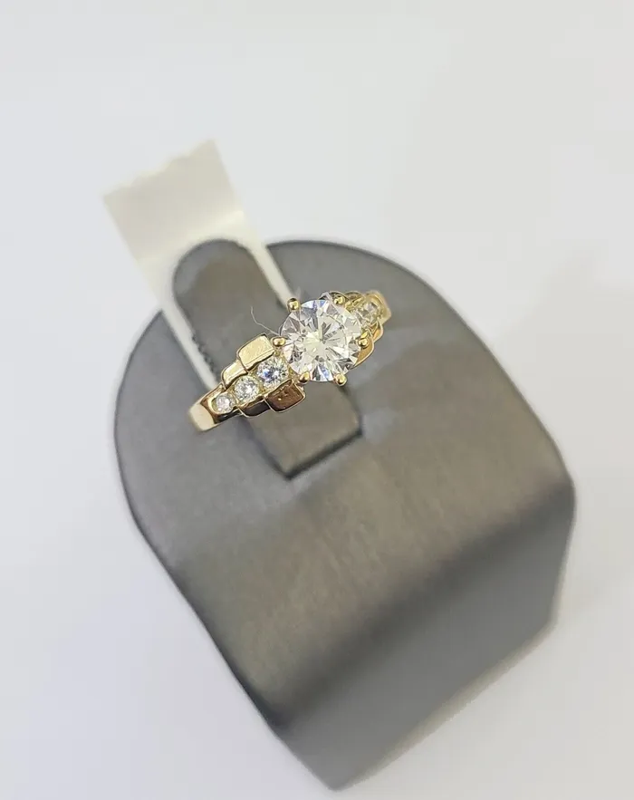 Real 10k Yellow Gold Round Stone Ring Wedding Engagement Size 7 WomensRing Gold and Diamond Rings