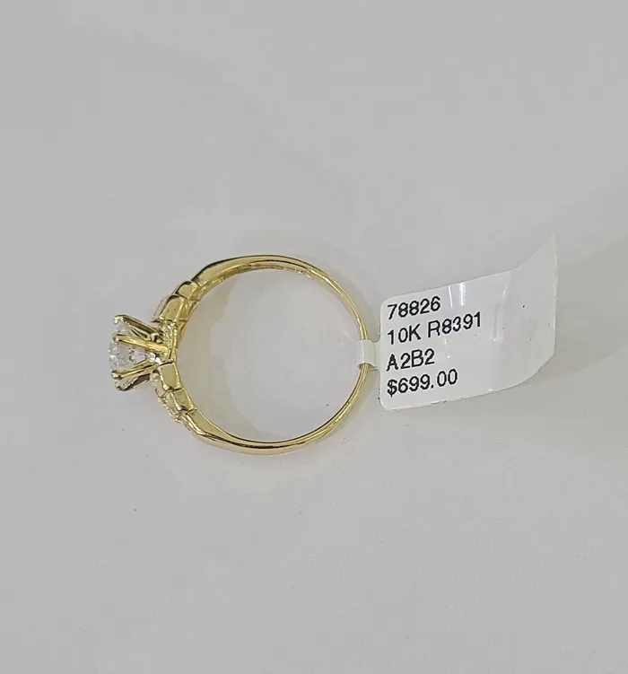Real 10k Yellow Gold Round Stone Ring Wedding Engagement Size 7 WomensRing Gold and Diamond Rings