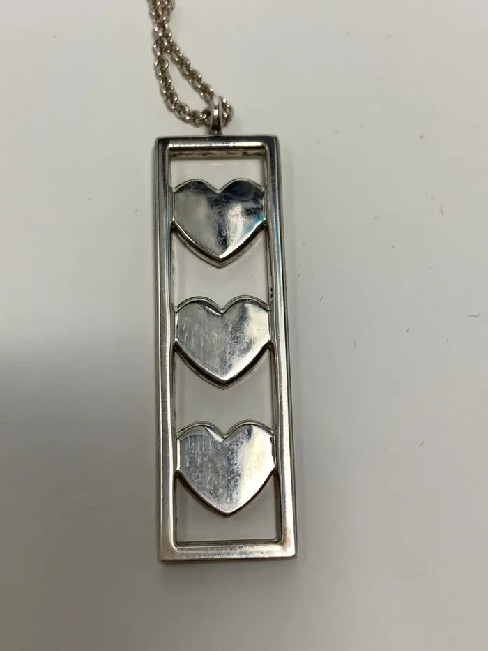 Tiffany Sterling Silver 3 Heart Pendant Necklace Tiffany Necklaces Tiffany Sterling Silver 3 Heart Pendant Necklace Tiffany Necklaces