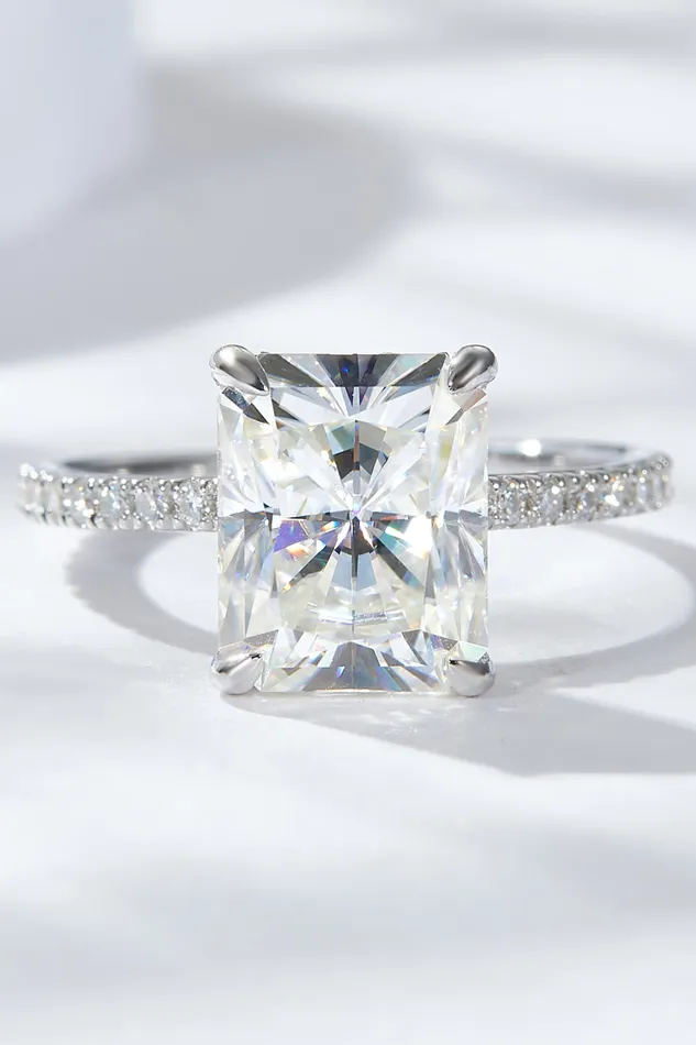 Trendsi Rings 4 Carat Moissanite 4Prong Side Stone Ring