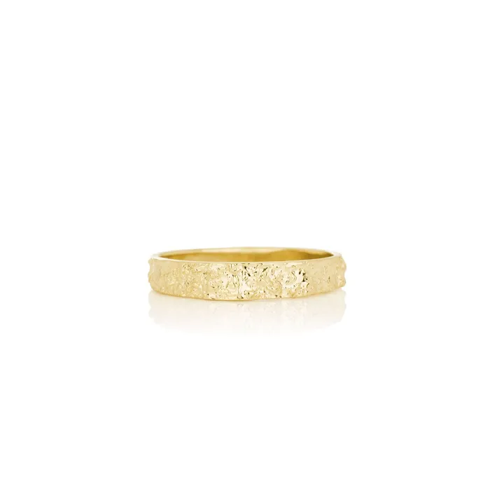 Mens wedding ring MAGMA AURUM by Gubjrg Rings