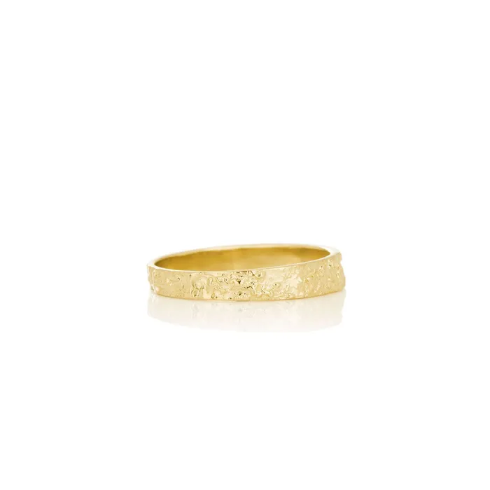 Mens wedding ring MAGMA AURUM by Gubjrg Rings