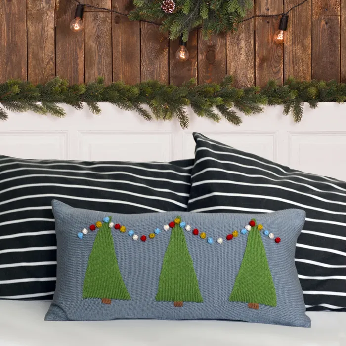 Necklaces Melange Retail Handmade Three Tree Lumbar Christmas Pillow Fair Trade Armenia