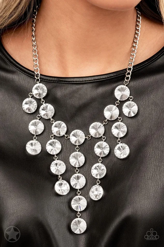 Necklaces Paparazzi Accessories Spotlight Stunner White Necklace Jewelry by Bretta Necklaces Paparazzi Accessories Spotlight Stunner White Necklace Jewelry by Bretta