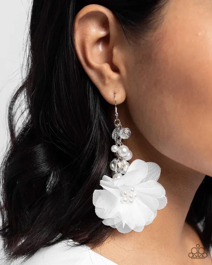 Paparazzi Accessories Earrings Fashionable Flower Girl White Earrings Jewelry by Bretta Paparazzi Accessories Earrings Fashionable Flower Girl White Earrings Jewelry by Bretta