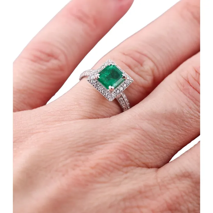 Rings Yael Yael 133ct Emerald Diamond Gold Ring