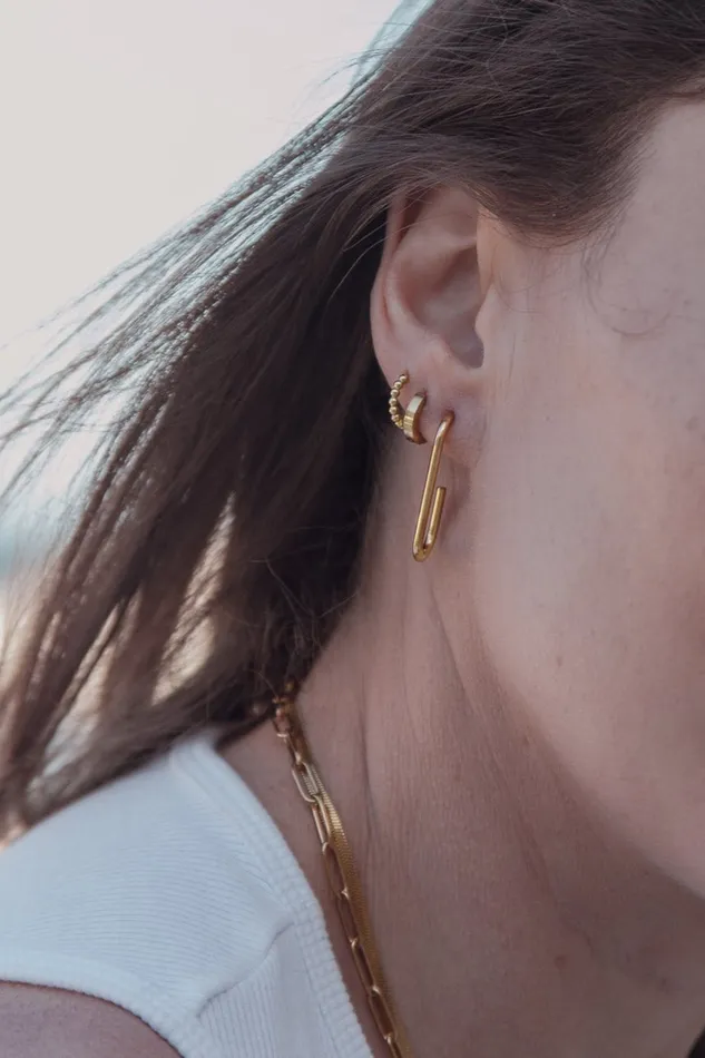 BY CARA Earrings Thin CHoop