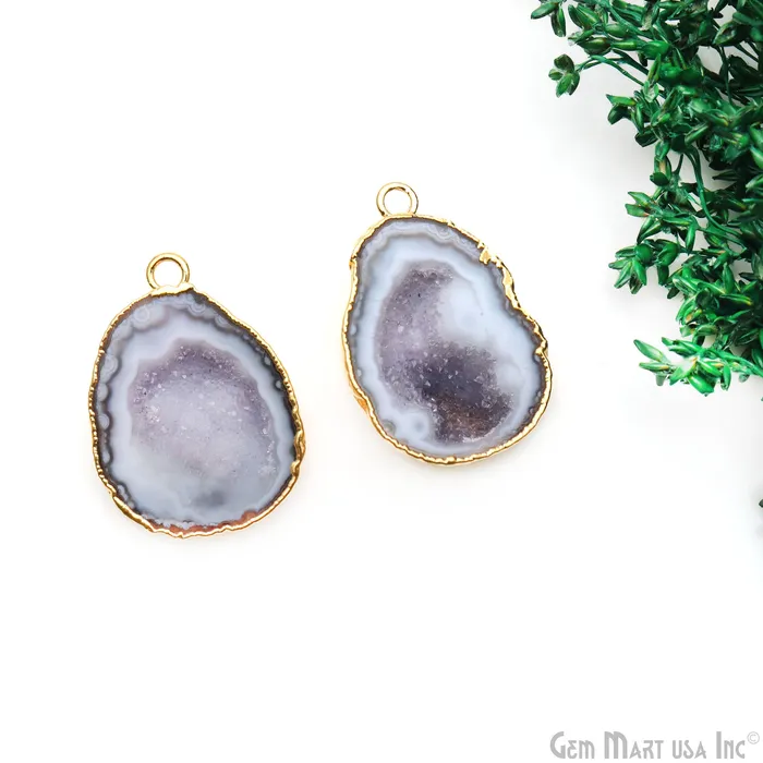Earrings GemMartUSA Geode Druzy 34x23mm Organic Gold Electroplated Single Bail Gemstone Earring Connector 1 Pair Earrings GemMartUSA Geode Druzy 34x23mm Organic Gold Electroplated Single Bail Gemstone Earring Connector 1 Pair