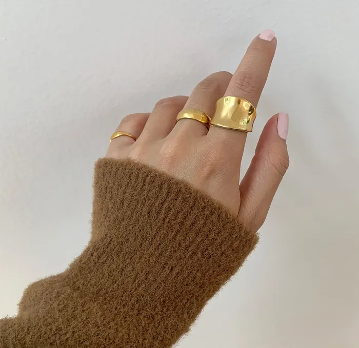 GOLD SADDLE RING SAMPLE Mai Dsire Rings