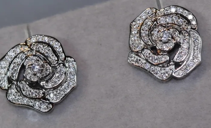 Lab Diamonds London Earrings Womens Diamond Ear Studs Diamond Flower Ear Studs