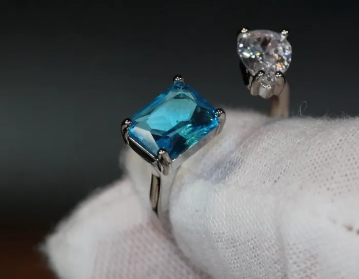 Lab Diamonds London Rings Aquamarine Blue Diamond Ring