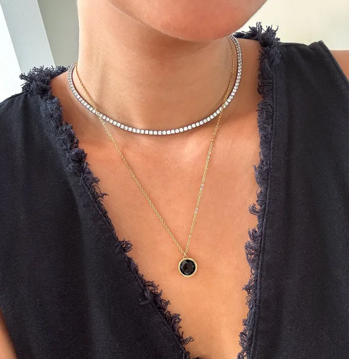 Mai Dsire Necklaces BLACK STONE PENDANT NECKLACE SAMPLE