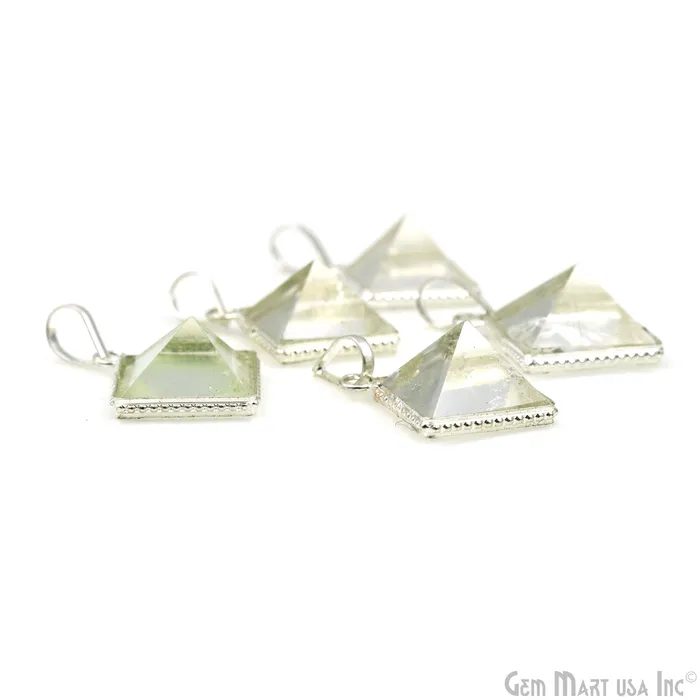 Necklaces GemMartUSA Crystal Pyramid 15mm Shape Silver Plated Pendant Necklaces GemMartUSA Crystal Pyramid 15mm Shape Silver Plated Pendant