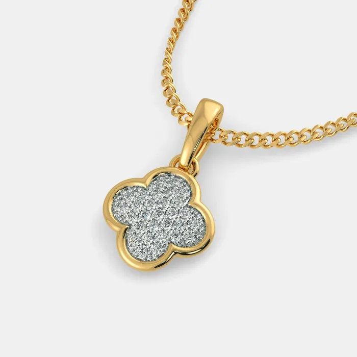Necklaces The Eternal Clover Necklace Grace