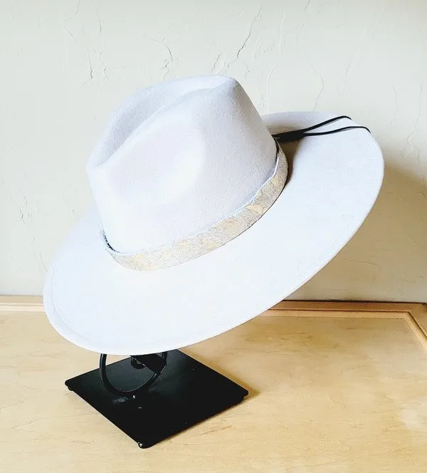 The Jewelry Junkie Rings Cream Gold Metallic Leather Hat Band Only 984e The Jewelry Junkie Rings Cream Gold Metallic Leather Hat Band Only 984e